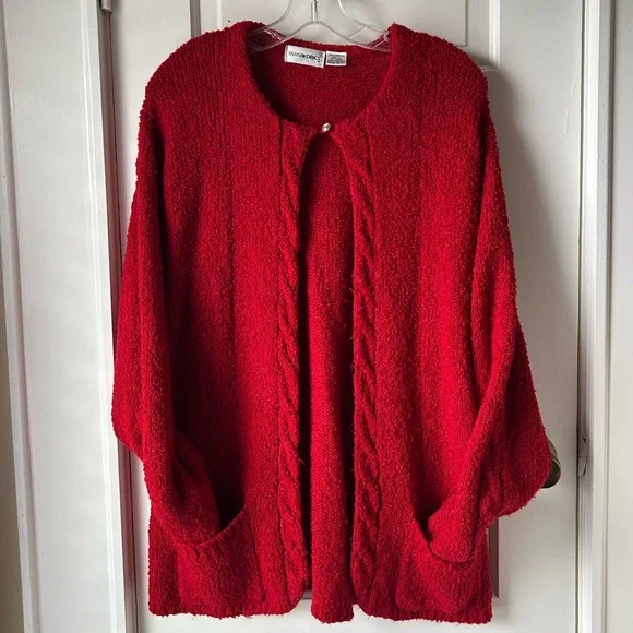 YarnWorks Red Knitted Oversized Cardigan - Picture 4 of 6